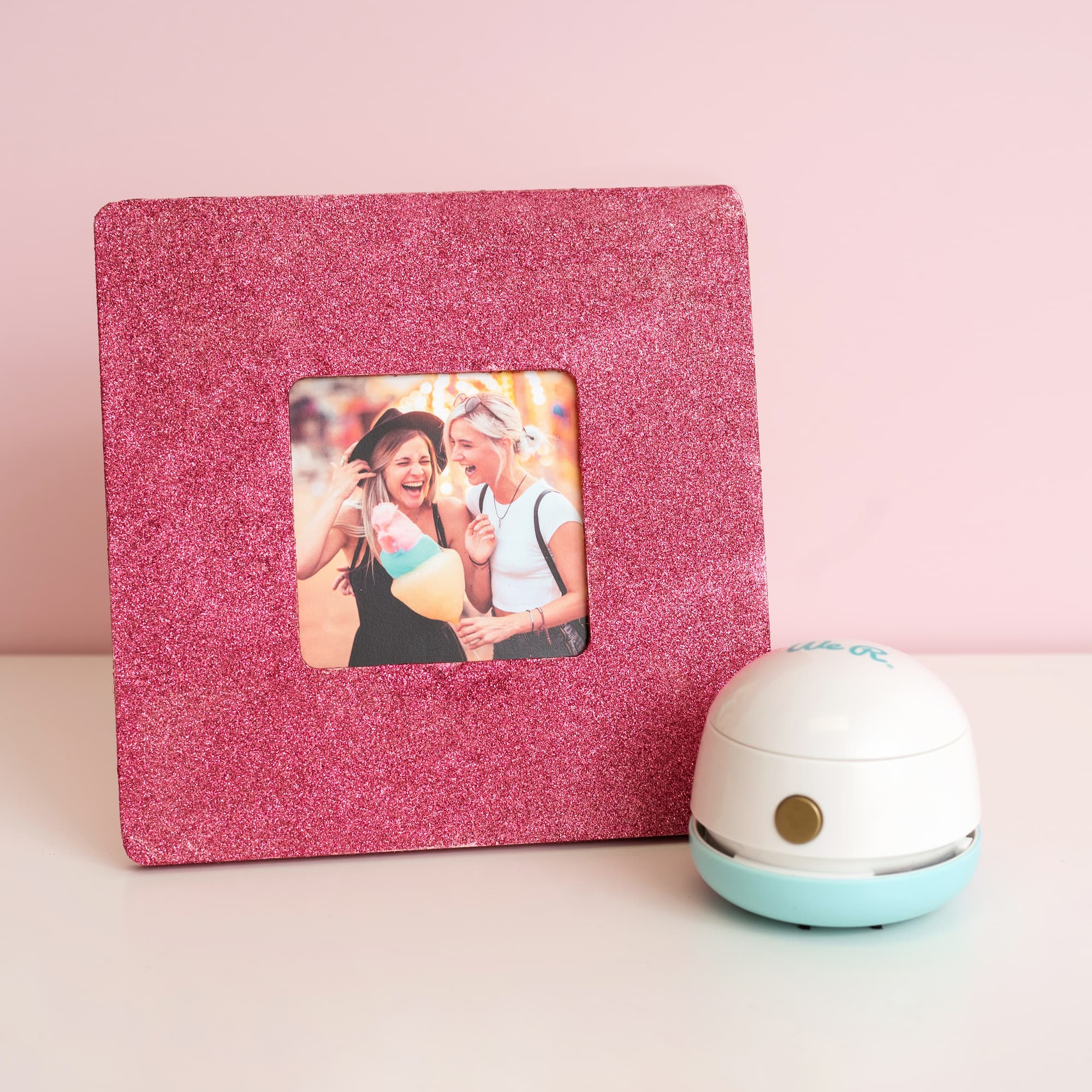 We R Memory Keepers® White & Blue Glitter Mini Vac